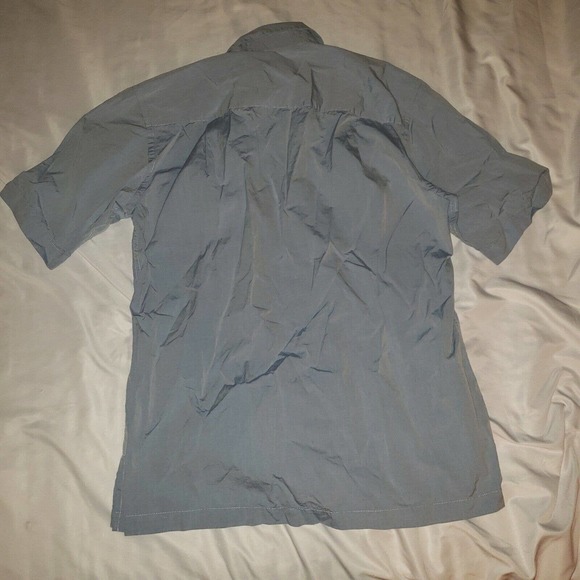 TOMMY BAHAMA Vintage Fit Double Pocket Blue Shirt Size Medium Short Sleeve - Picture 8 of 9